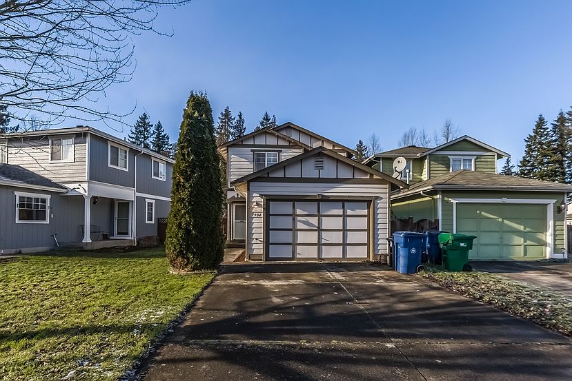 1st image of 7904 64th Dr NE