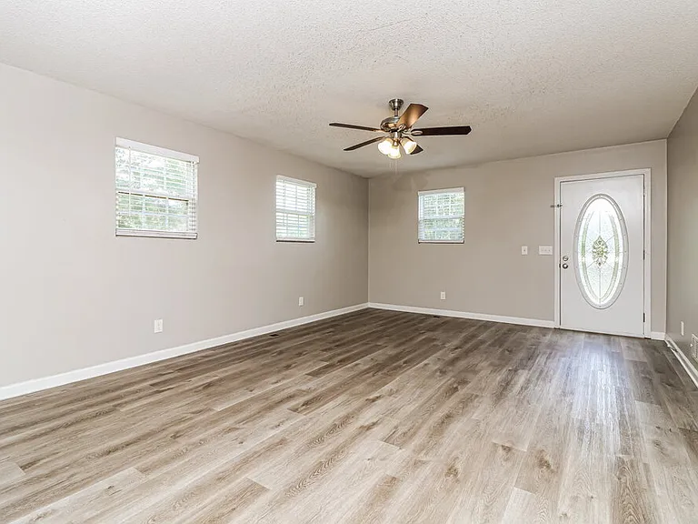 1146 Little Vine Church Rd — Photo 8