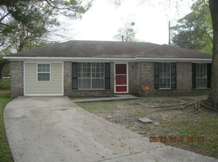 16 Culverton Ct, Savannah, GA 31406