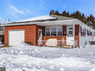 6 Falmouth St, Toms River, NJ, 08757