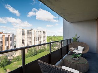 24 Mabelle Ave #103, Toronto, ON M9A4X8