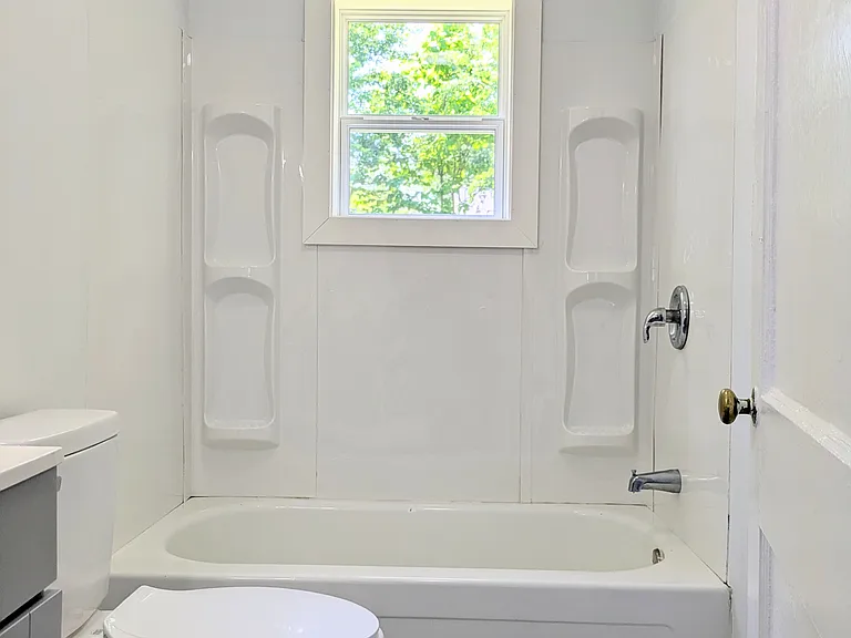 705 Lehigh St #A — Photo 2