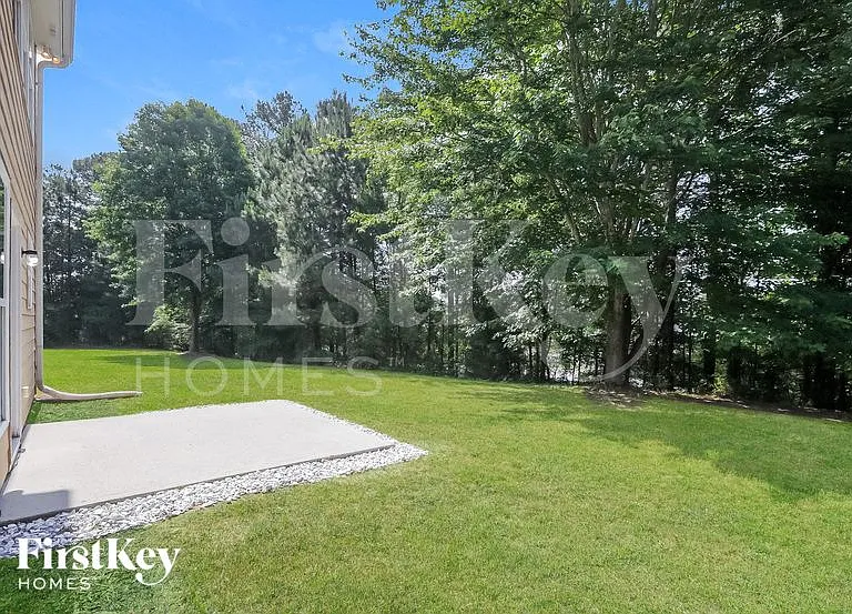 1530 Hedington Cir — Photo 14