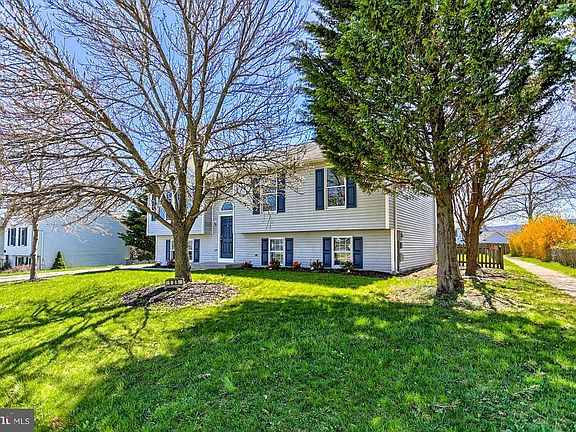 3rd image of 109 Westview Dr