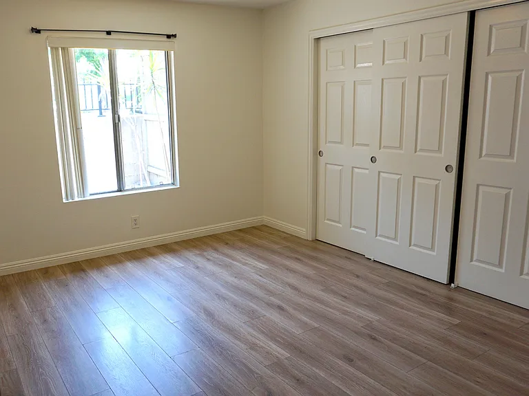 3433 W Orange Ave #1 — Photo 5