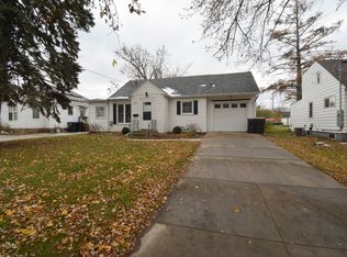 1728 1st St SW, Rochester, MN 55902