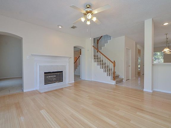 5th image of 1703 Lake Winds Dr