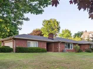 506 Whipple Ave, Campbell, OH