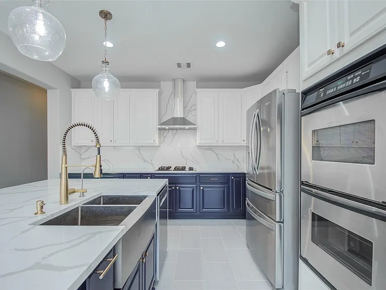 4518 Camden Brook Ln — Photo 12