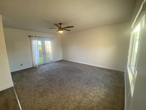 3rd image of 4825-27 62nd St