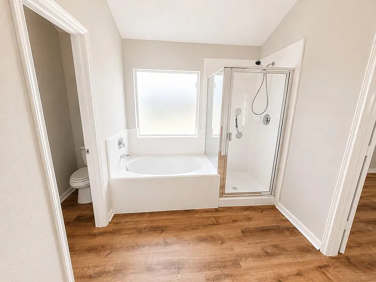 5817 Village Grove Dr — Photo 19