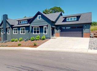 1303 N Heron Dr, Ridgefield, WA 98642