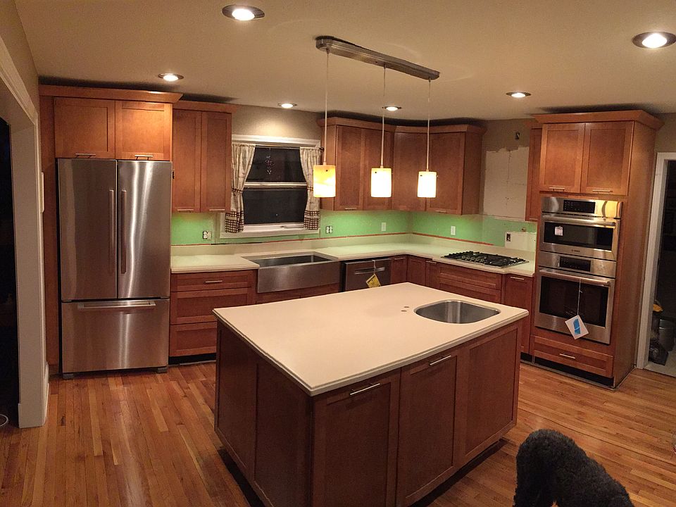  Updated kitchen 