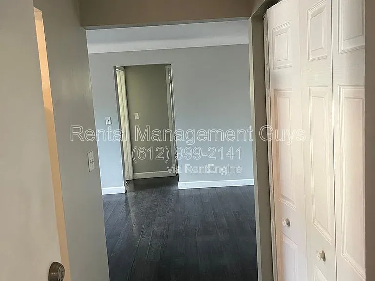 1757 Thomas — Photo 8