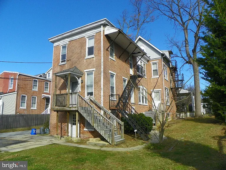 514 S High St #4 — Photo 1