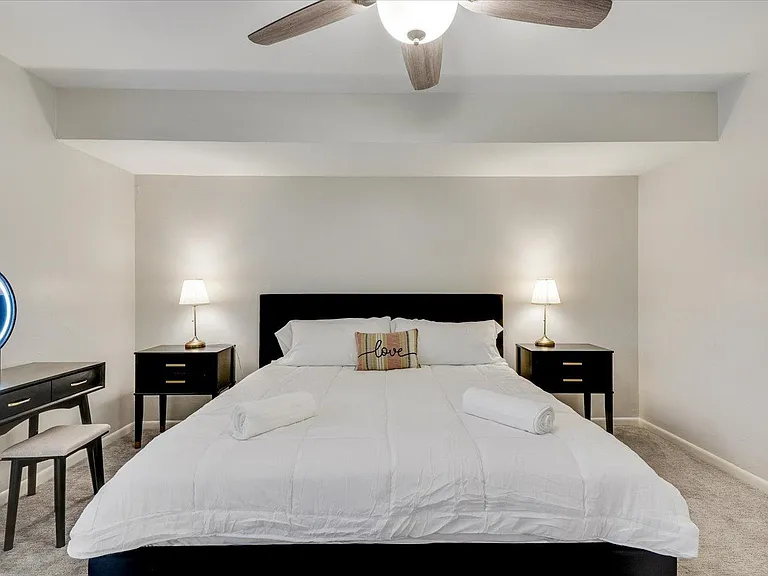 612 W Northgate Dr #612 — Photo 16