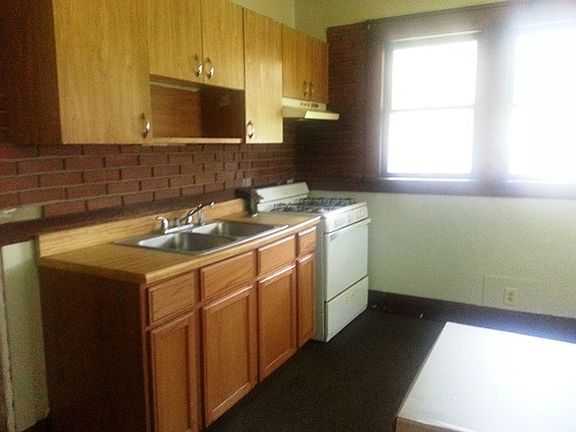 5th image of 1807 S 4th St