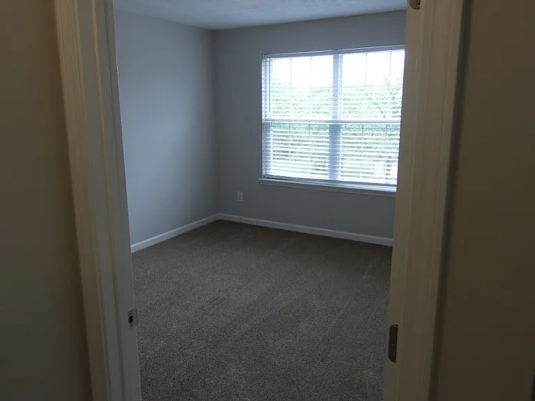 283 Hollandale Rd — Photo 17
