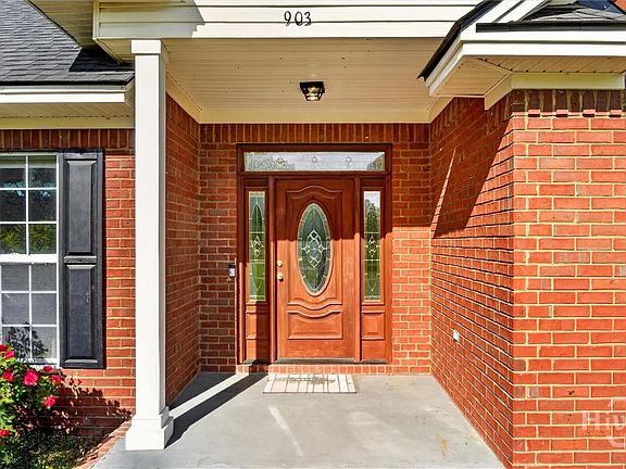 4th image of 903 Olive Branch Road