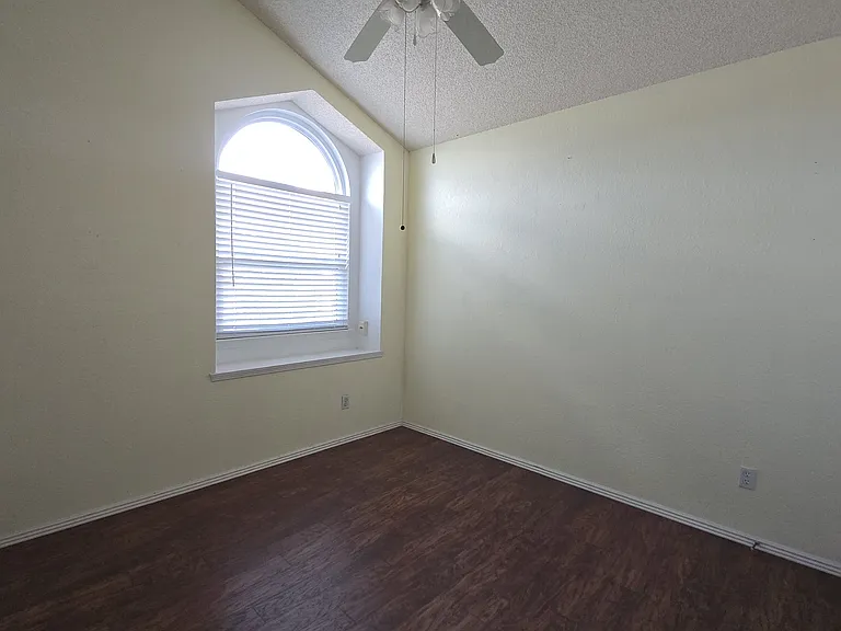 7665 Le Conte Dr — Photo 12