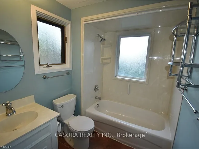 623 King Rd — Photo 9