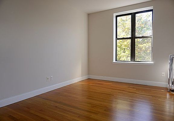 5th image of 699 Ocean Ave #Aa5