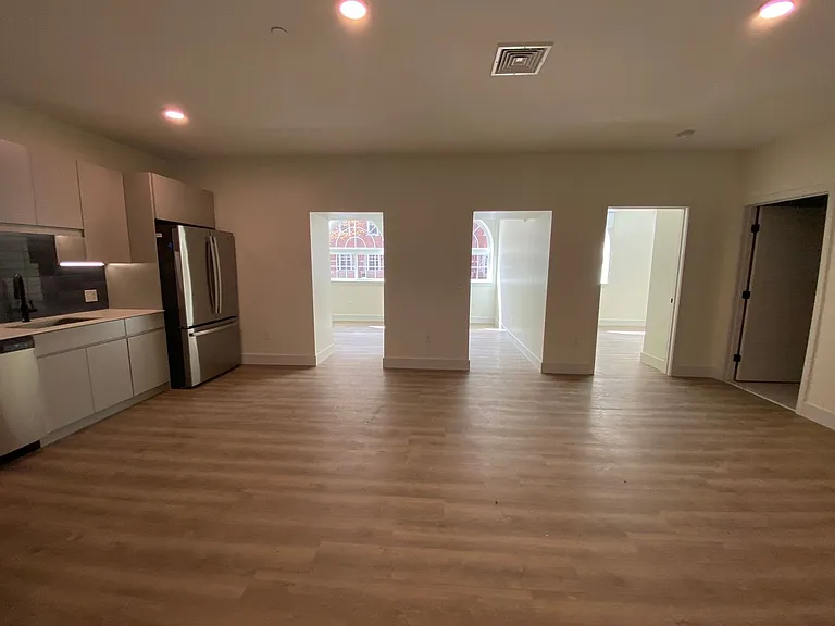 One Park Apartments — Photo 100