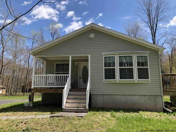 44 View West Ct, Saugerties, NY 12477
