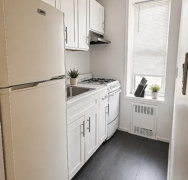 3301 Farragut Rd #4F — Photo 4