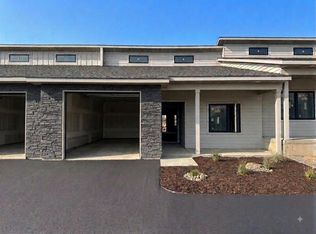4334 Studebaker Lane, Eau Claire, WI 54703