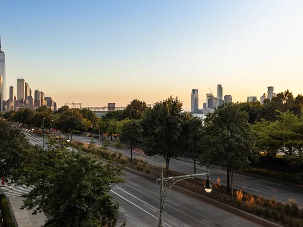 167 Perry Street image 17 of 19