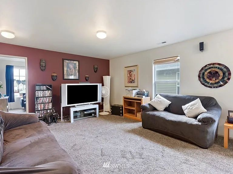 18711 95th Avenue Ct E — Photo 10
