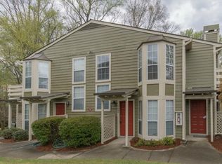 1402 Riverview Dr, Nantucket, GA 02554