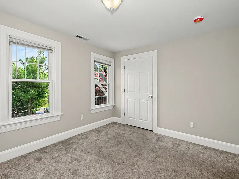 19 Spring Hill Ave #2 — Photo 21