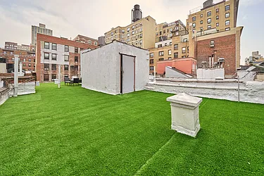 Rented by Living New York