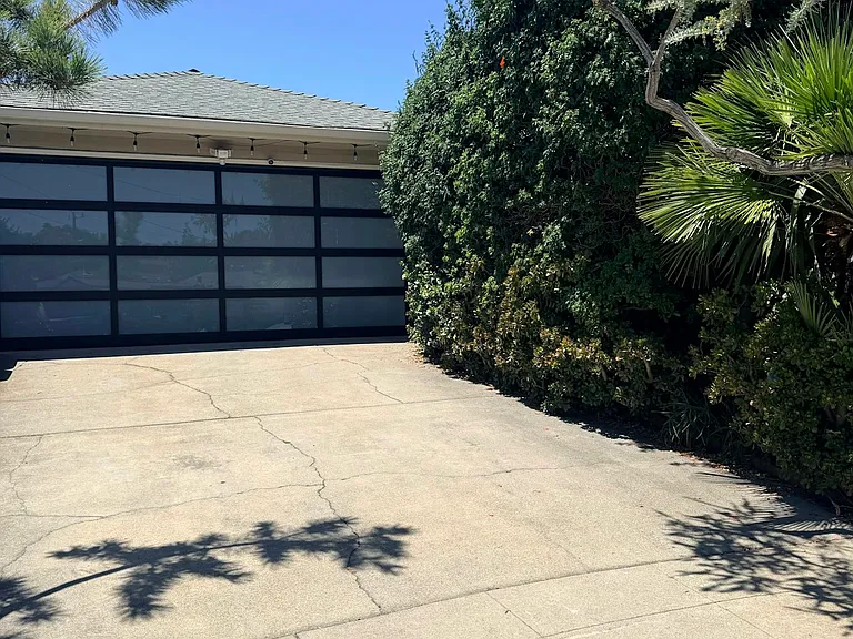 3900 Turnley Ave — Photo 1