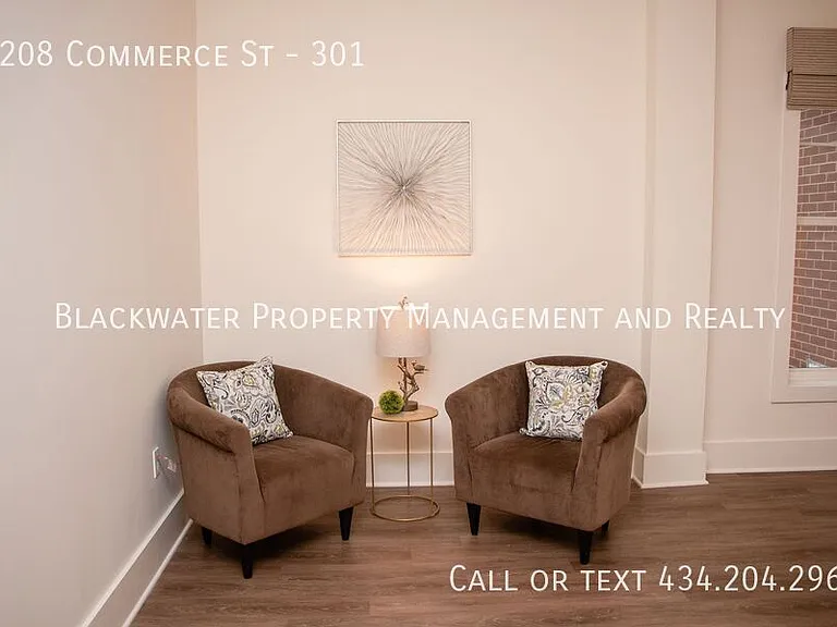 1208 Commerce St #301 — Photo 35