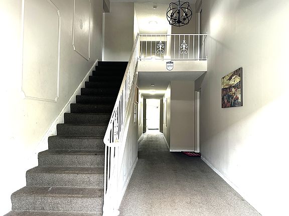 3rd image of 452 Chapel Ridge Dr APT H