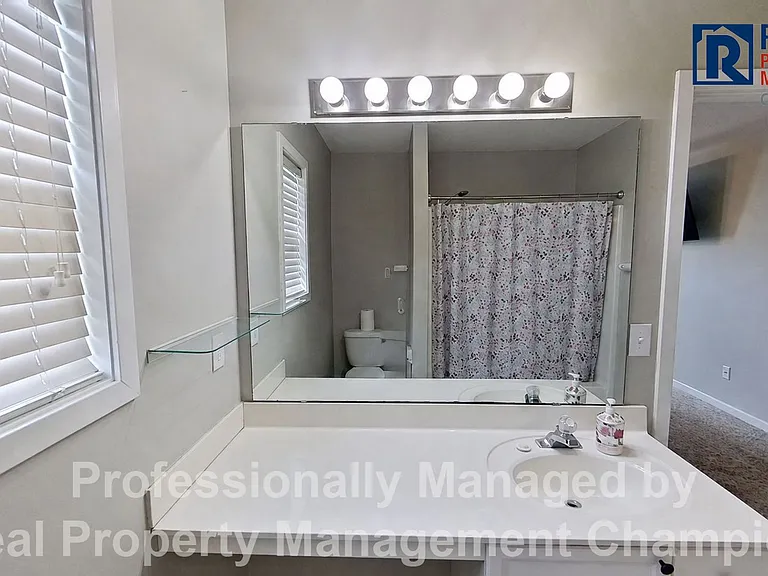 7410 Milan Ct — Photo 9