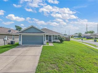 2100 Gateshead Rd, Bryan, TX 77801