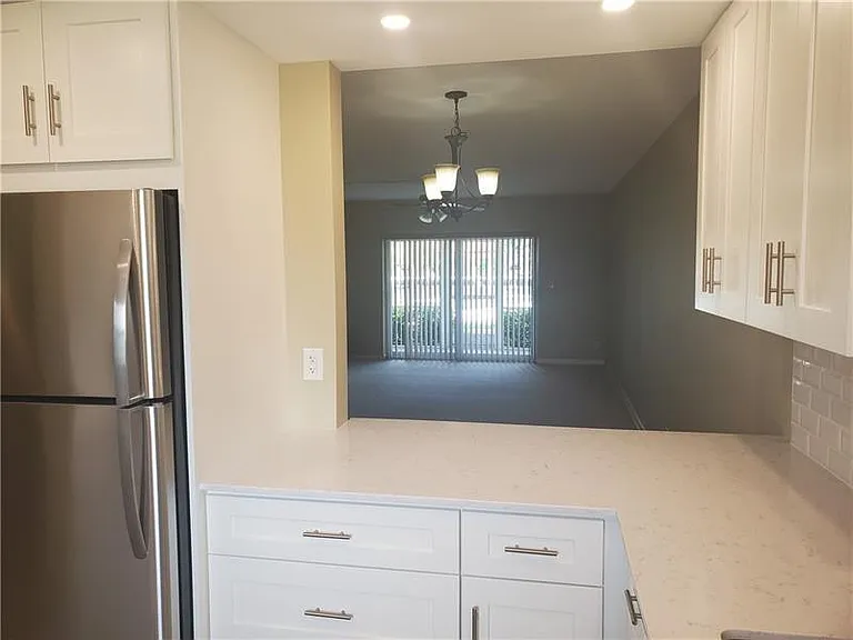 230 N Federal Hwy #106 — Photo 6