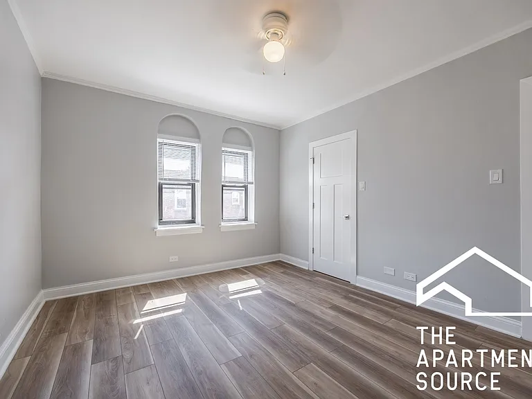 6148 N Francisco Ave — Photo 6
