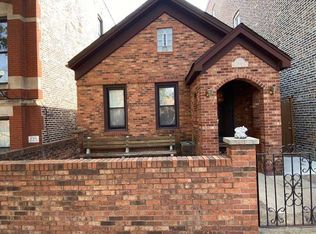 2909 S Wallace St, Chicago, IL 60616