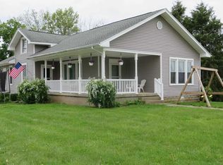 27 N Murphy St, Poseyville, IN 47633