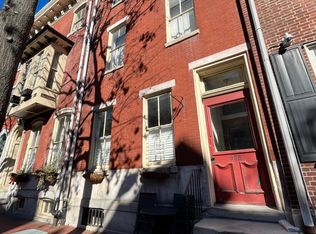 935 Spruce St APT 1, Philadelphia, PA 19107