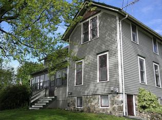 227 E Waukesha Rd, Eagle, WI 53119