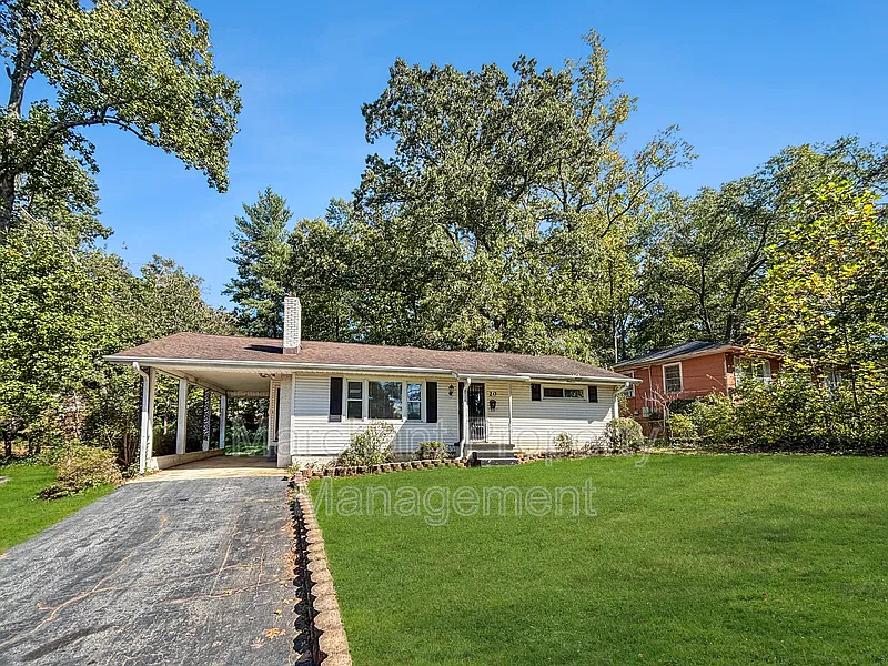 20 Penrose Ave