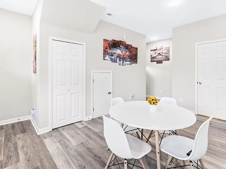 102 Mobley St — Photo 8