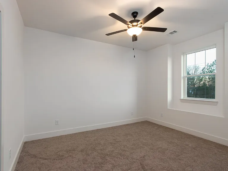 115 High Park Cir — Photo 29