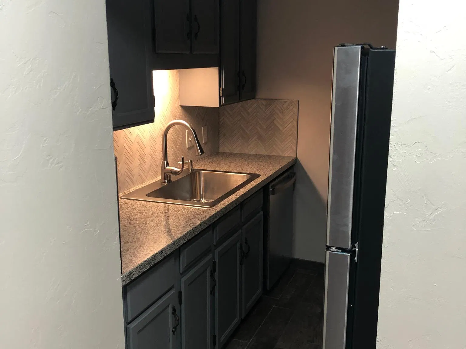 2601 W Broadway Blvd — Photo 4